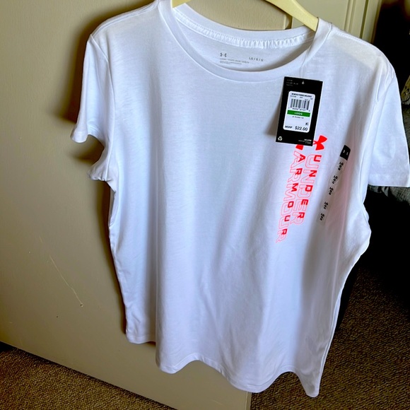Under Armour Tops - Under Armour Women’s Tee NWT
